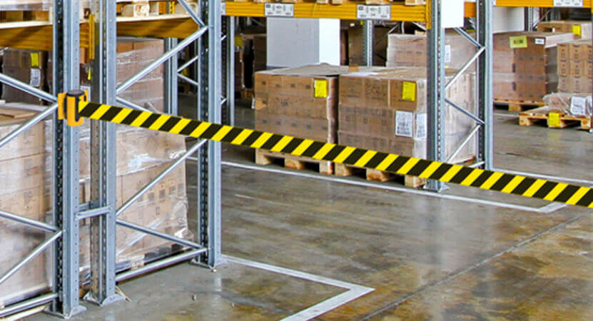 wall-mounted-belt-barriers-img